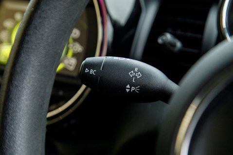 Mini Hatch COOPER 15