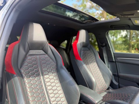 Audi RS Q3 2.5 RS Q3 Sportback TFSI Vorsprung Quattro Semi-Auto 4WD 5dr 30