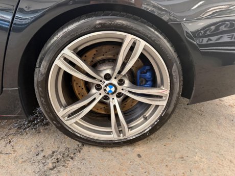 BMW M5 4.4 V8 DCT Euro 6 (s/s) 4dr 35