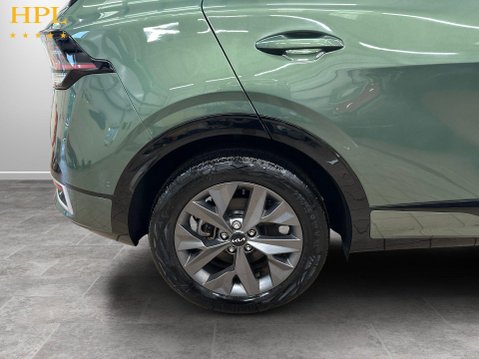 Kia Sportage 1.6 h T-GDi GT-Line S SUV 5dr Petrol Hybrid Auto Euro 6 (s/s) (207 bhp) 10