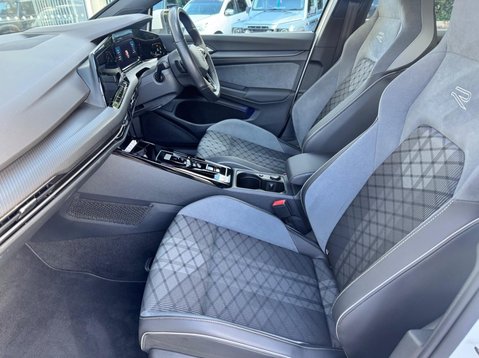 Volkswagen Golf R-LINE ETSI DSG 35