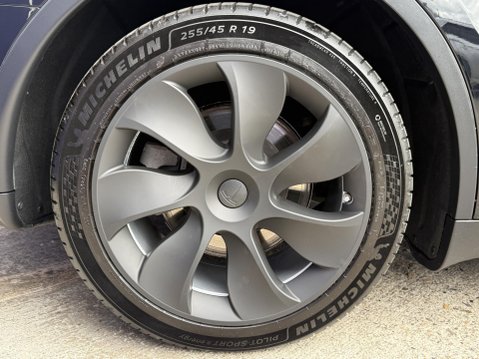 Tesla Model Y (Dual Motor) Long Range SUV 5dr Electric Auto 4WDE (384 bhp) 15