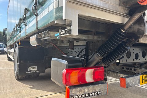 Mercedes-Benz Actros 1824L Streamspace with 8.6m Body & Tail Lift 25