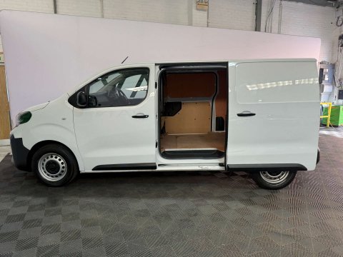 Vauxhall Vivaro 1.5 Vivaro F2900 Prime 5dr 11