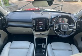 Volvo XC40 2.0 T4 INSCRIPTION PRO AUTO PETROL 43