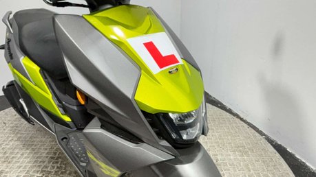 Suzuki Avenis 2023 ONLY 1K 1 OWNER VERY CLEAN 125CC LEARNER SCOOTER 10