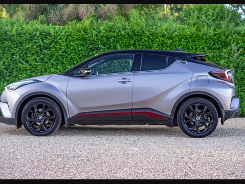 Toyota C-HR 1.8 C-HR-Dynamic HEV CVT 5dr 9