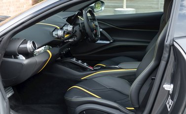 Ferrari 812 Superfast 13