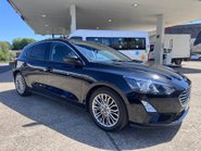 Ford Focus TITANIUM X 6