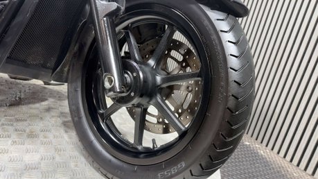 Suzuki Intruder 1500 VL C1500T 2013 28K CRUISER BIKE HARD PANNIERS + SERVICED 32