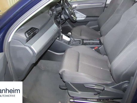 Audi Q3 1.5 TFSI CoD 35 Sport SUV 5dr Petrol S Tronic Euro 6 (s/s) (150 ps) 2