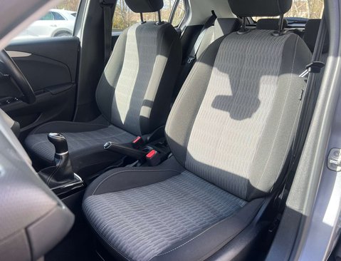 Vauxhall Corsa 1.2 Corsa SE 5dr 31