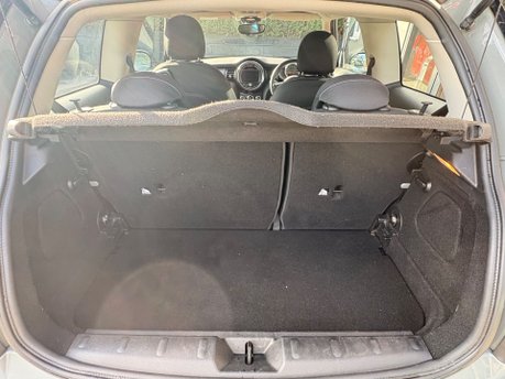 Mini Hatch Cooper 1.5 Petrol Manual Pepper Media 3 door - SAT NAV - 1 OWNER FSH 8