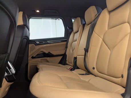 Porsche Cayenne 3.0 Cayenne V6 D Tiptronic S 4WD 5dr 45