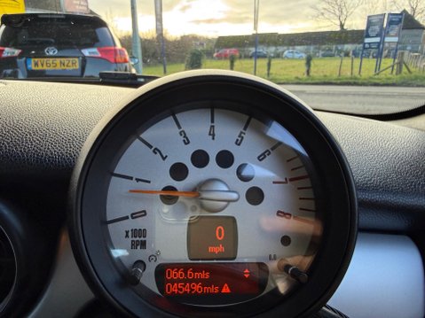 Mini Convertible 1.6 Cooper Euro 6 (s/s) 2dr 30