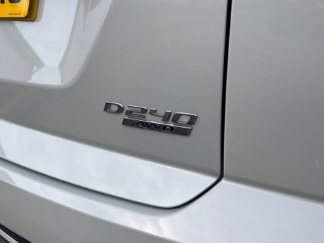 Jaguar E-Pace 2.0 D240 R-Dynamic HSE Auto AWD Euro 6 (s/s) 5dr 85