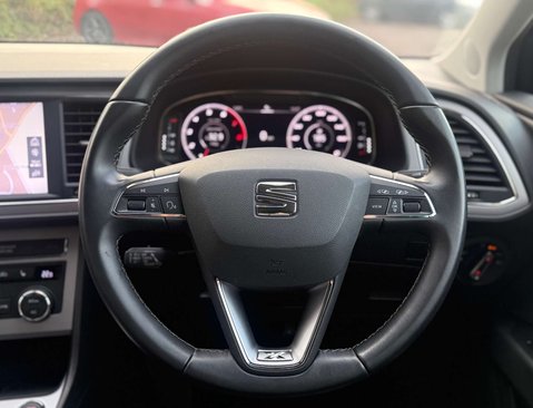 SEAT Leon 2.0 Leon Xcellence Luxury TSi Semi-Auto 5dr 20
