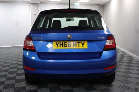 Skoda Fabia COLOUR EDITION TSI 8