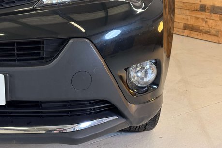 Toyota Rav4 2.2 D-4D Invincible SUV 5dr Diesel Manual 4WD Euro 5 (150 ps) 22