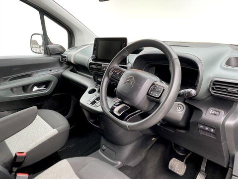 Citroen Berlingo 50kWh Flair XTR M MPV 5dr Electric Auto (7.4kW Charger) (136 ps) Air Con - 12