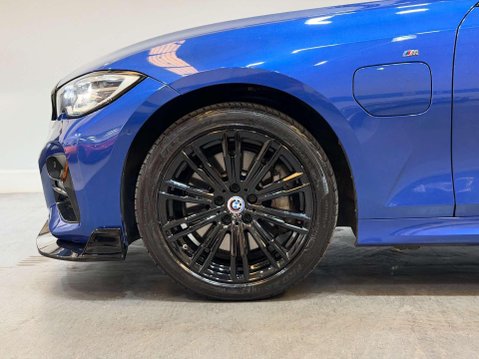 BMW 3 Series 2.0 330e 12kWh M Sport Saloon 4dr Petrol Plug-in Hybrid Auto Euro 6 (s/s) ( 52
