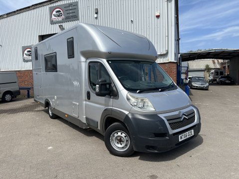 Citroen Relay 3500kg RACE VAN RACE TRUCK MOTORHOME LARGE GARAGE 8