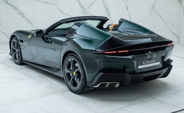 Ferrari 12Cilindri SPIDER 12