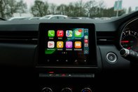 Renault Clio ICONIC TCE 23