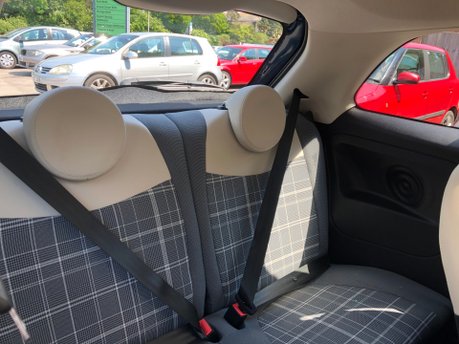 Fiat 500 1.2 petrol manual LOUNGE just 16,000 miles, service history, 7