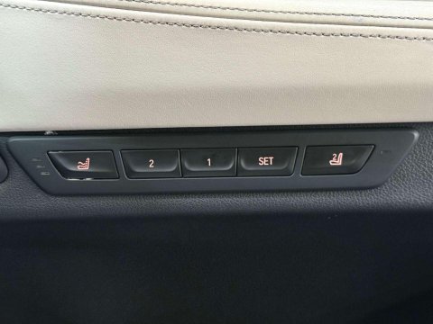 BMW 7 Series 3.0 740Ld M Sport Saloon 4dr Diesel Auto xDrive Euro 6 (s/s) (320 ps) 51