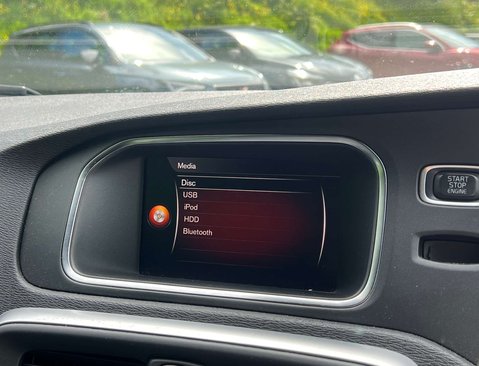 Volvo V40 2.0 V40 R-Design Edition D2 Auto 5dr 18