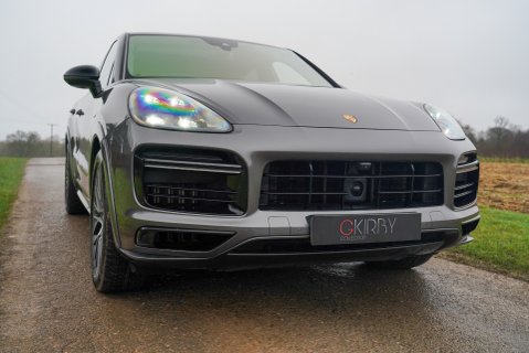 Porsche Cayenne TURBO S E-HYBRID 26
