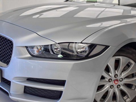 Jaguar XE 2.0 XE SE D 4dr 22