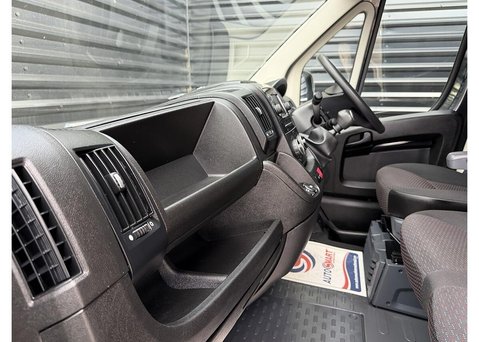 Citroen Relay 2.2 BlueHDi 35 Enterprise Panel Van 5dr Diesel Manual L4 Extra High Roof Eu 32