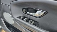Land Rover Range Rover Evoque 2.0 eD4 SE Tech SUV 5dr Diesel Manual FWD Euro 6 (s/s) (150 ps) 37