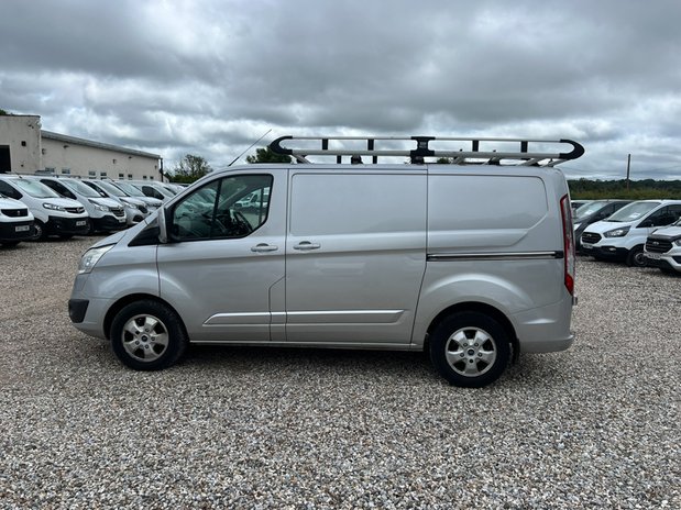 Ford Transit Custom SWB L1H1 Low Roof Limited 270 Air Con Alloys Sensors EURO 6 NO VAT 1