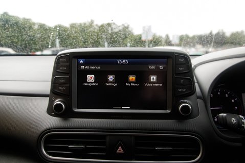 Hyundai KONA PREMIUM SE 25
