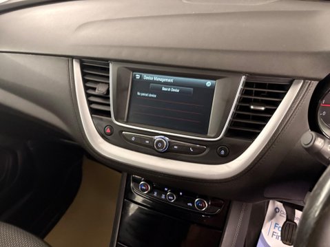Vauxhall Grandland X 1.2 Turbo SE Euro 6 (s/s) 5dr 14