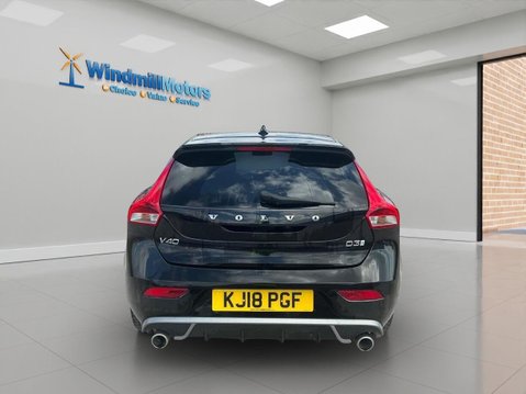 Volvo V40 2.0 D3 R-Design Nav Plus Euro 6 (s/s) 5dr 7