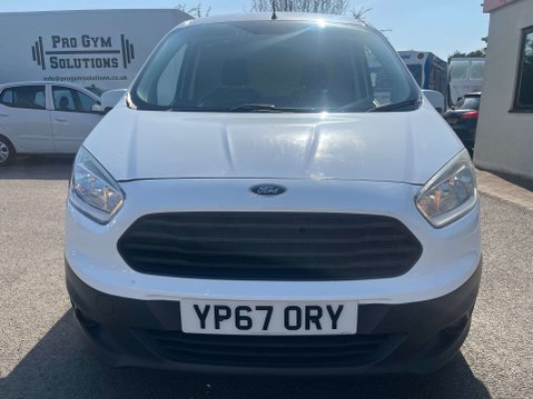Ford Transit Courier 1.5 Transit Courier Trend TDCi 5