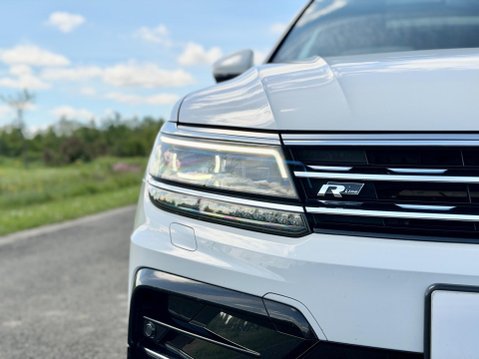 Volkswagen Tiguan 2.0 TDI R-Line Euro 6 (s/s) 5dr 23