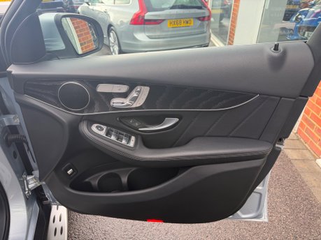 Mercedes-Benz GLC GLC 250 D 4MATIC AMG LINE PREMIUM 27