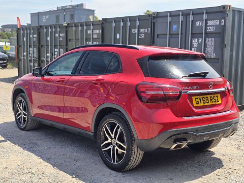 2019 Mercedes-Benz GLA thumbnail 15