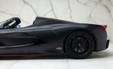 Ferrari LaFerrari Aperta 73