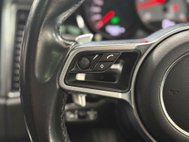 Porsche Macan 3.0 TD V6 S SUV 5dr Diesel PDK 4WD Euro 6 (s/s) (258 ps) 34