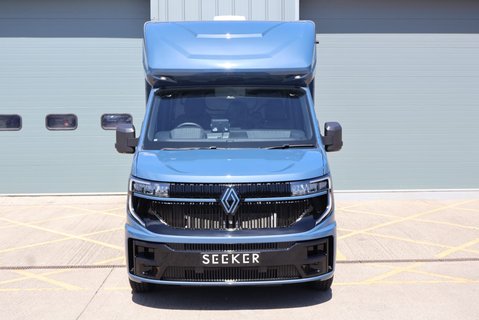 Renault Master 2026 BRAND NEW 3.5 TON STALLION SKR PRO BUILT BY SEEKER DELIVERY MILES  5