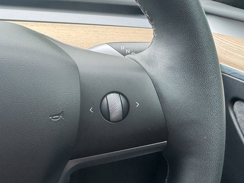 Tesla Model Y SUV 5dr Electric Auto RWD (341 bhp) 13