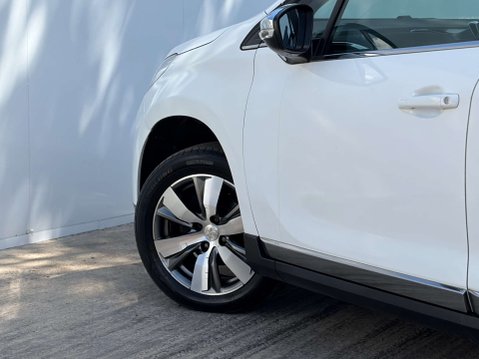 Peugeot 2008 1.6 2008 Allure e-HDi Semi-Auto 5dr 39