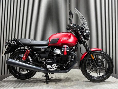 Moto Guzzi V7 750 STONE 2020 ONLY 7K MOT 9/27 CAFE RACER BOBBER