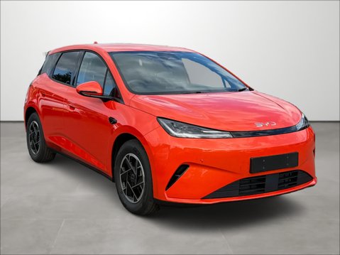 BYD Dolphin G 1.5 DM-i Boost 5dr Auto 1